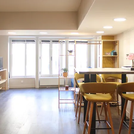 Beautiful - Louvre Museum Apartment *